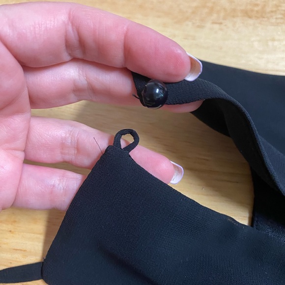 BCX keyhole spaghetti strap black shift dress - Picture 8 of 11